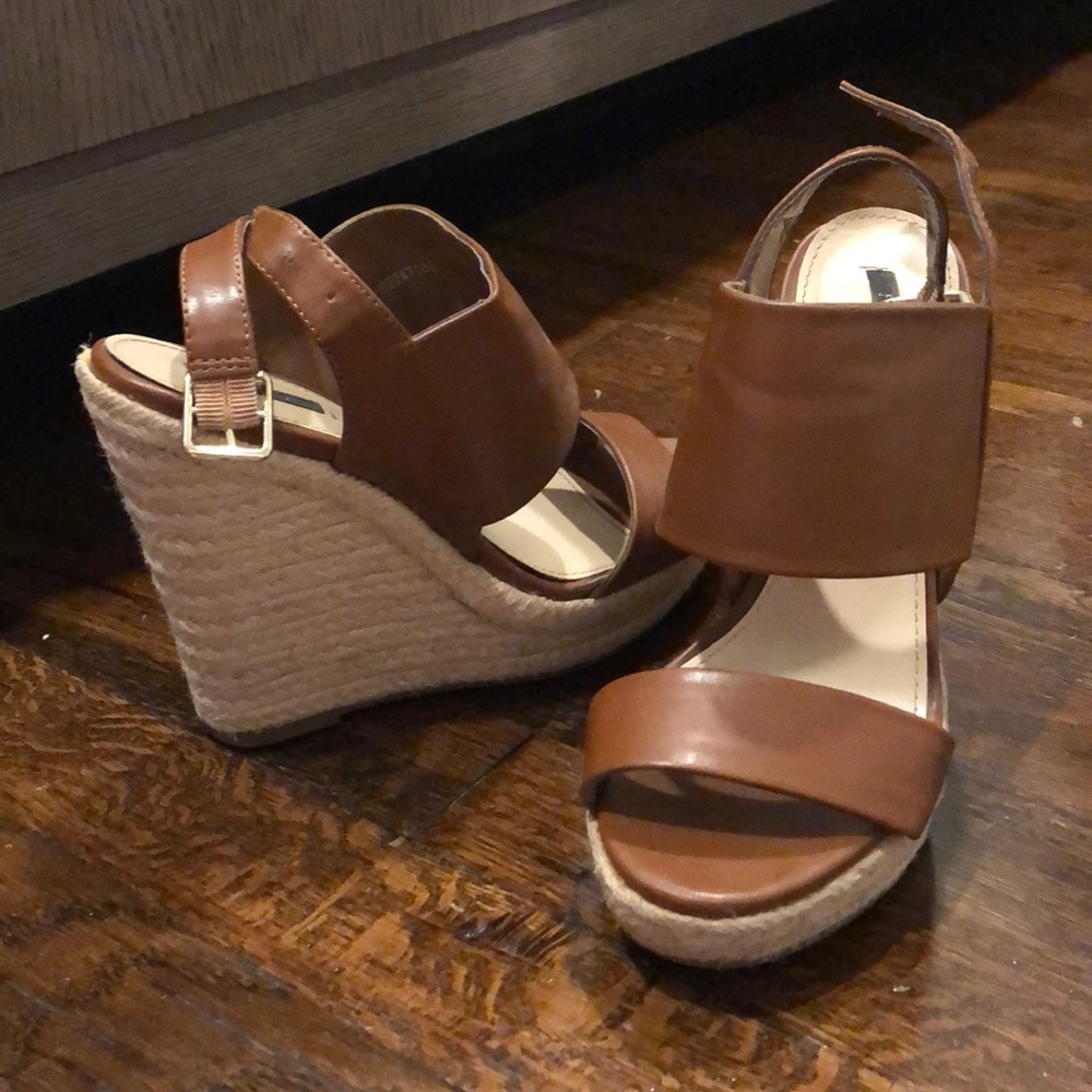 Brown wedges